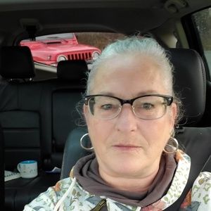 Meet your Posher, Teresa